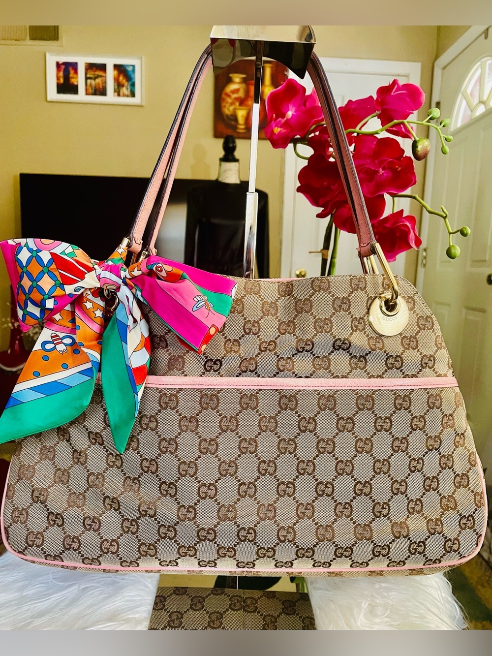 Gucci GG Canvas Shoulder Bag with Pink Trim